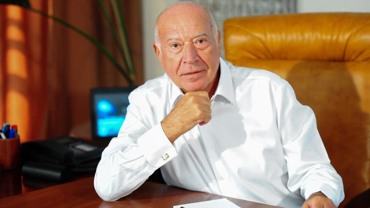 Profesorul Dan Voiculescu Nu toti avem acelasi vocatie dar cu toti avem responsabilitati