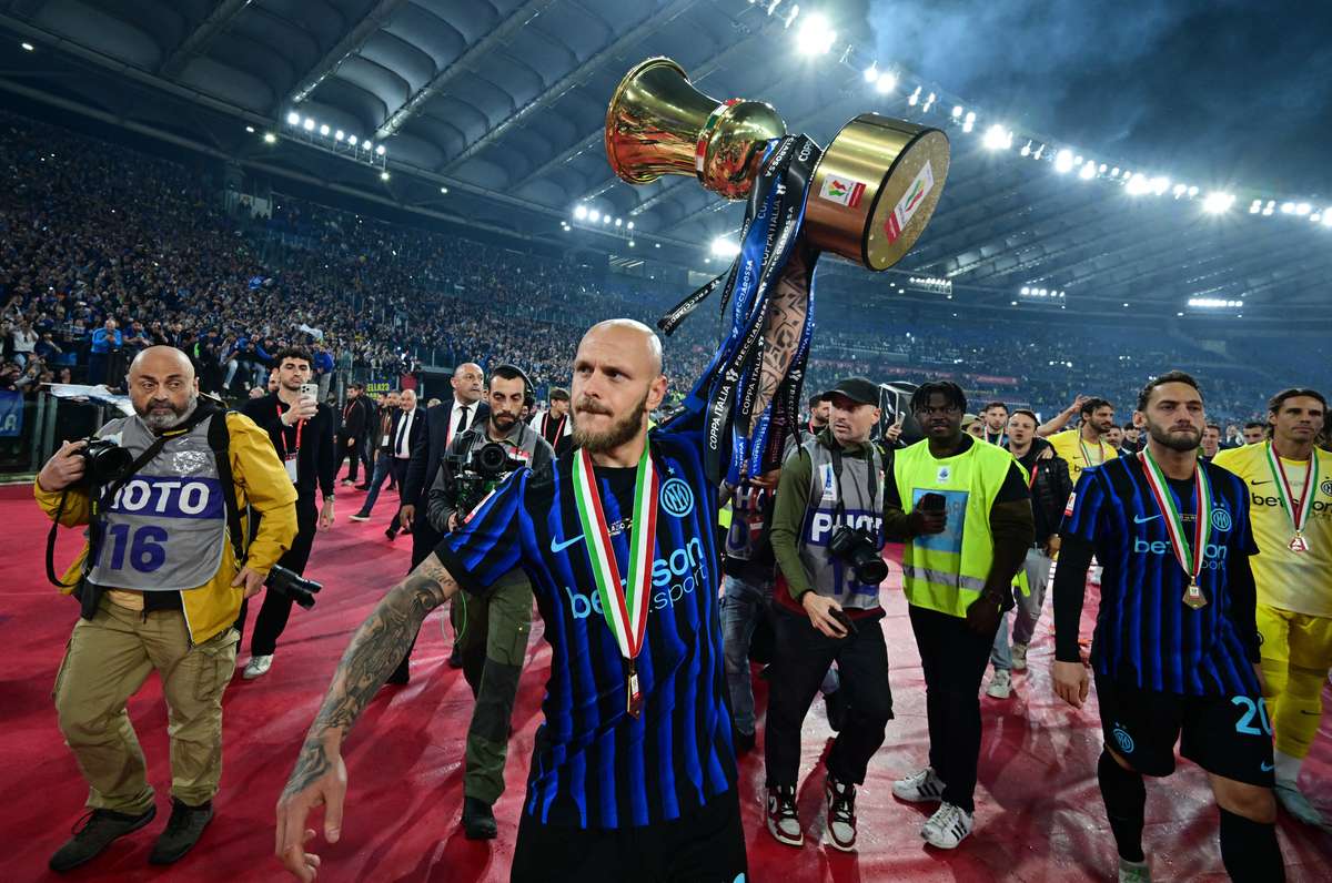 premiera absoluta starul de la inter milano dimarco castiga premiul pentru jucatorul sezonului in serie a