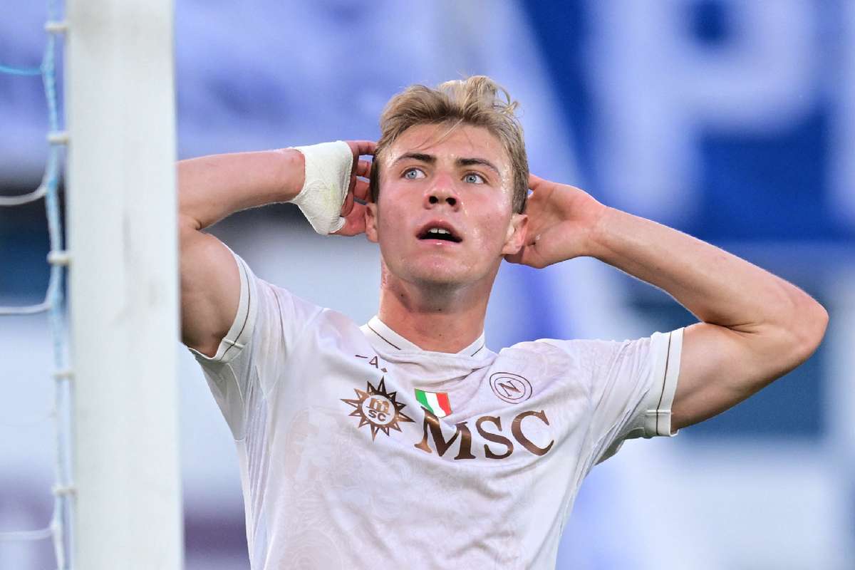 A convins in Italia Napoli nu l mai lasa sa se intoarca pe jucatorul imprumutat de la Manchester United