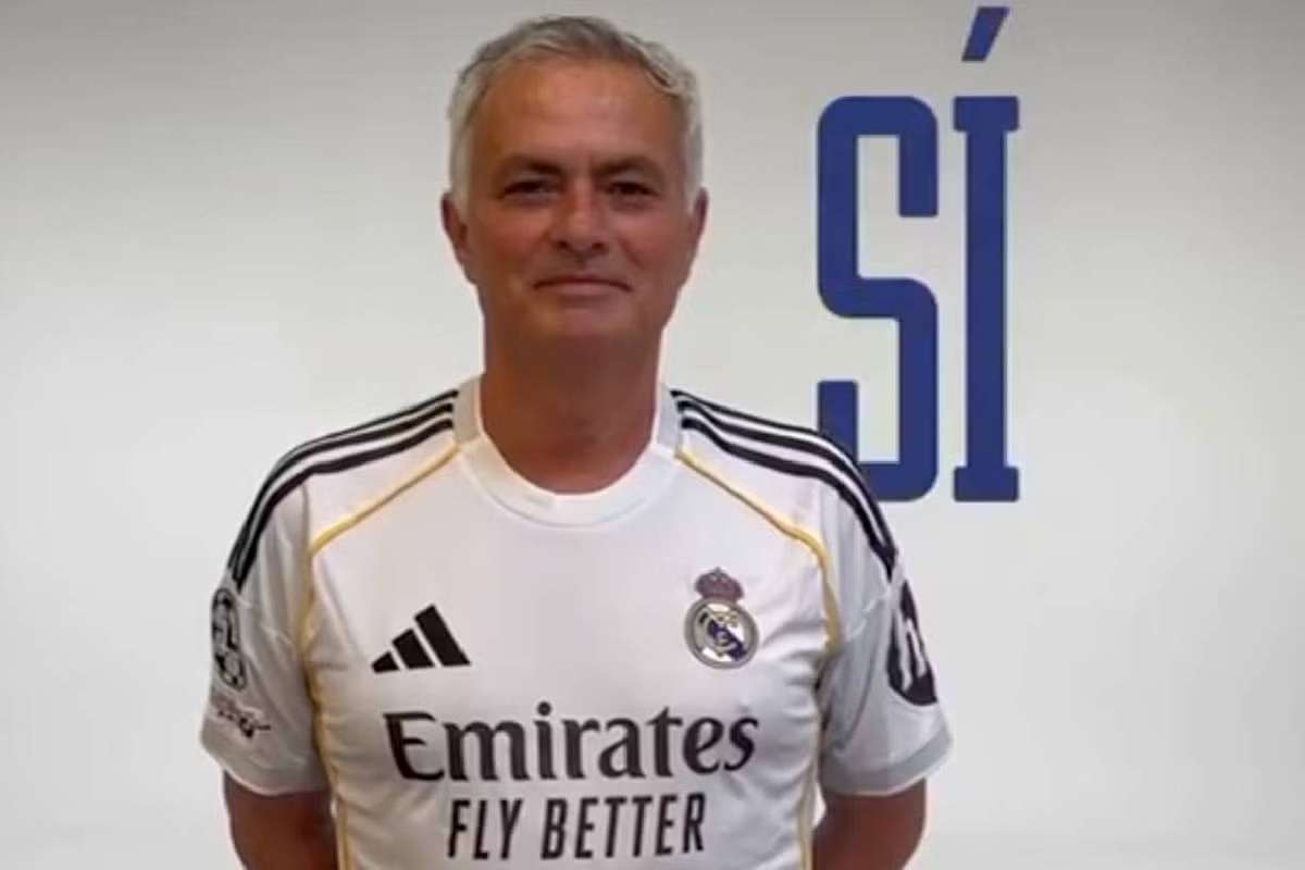 Florentino Pérez confirmă că Mourinho va deveni antrenor dacă va câștiga alegerile la Real Madrid. 2 Florentino Perez confirma ca Mourinho va deveni antrenor daca va castiga alegerile la Real Madrid