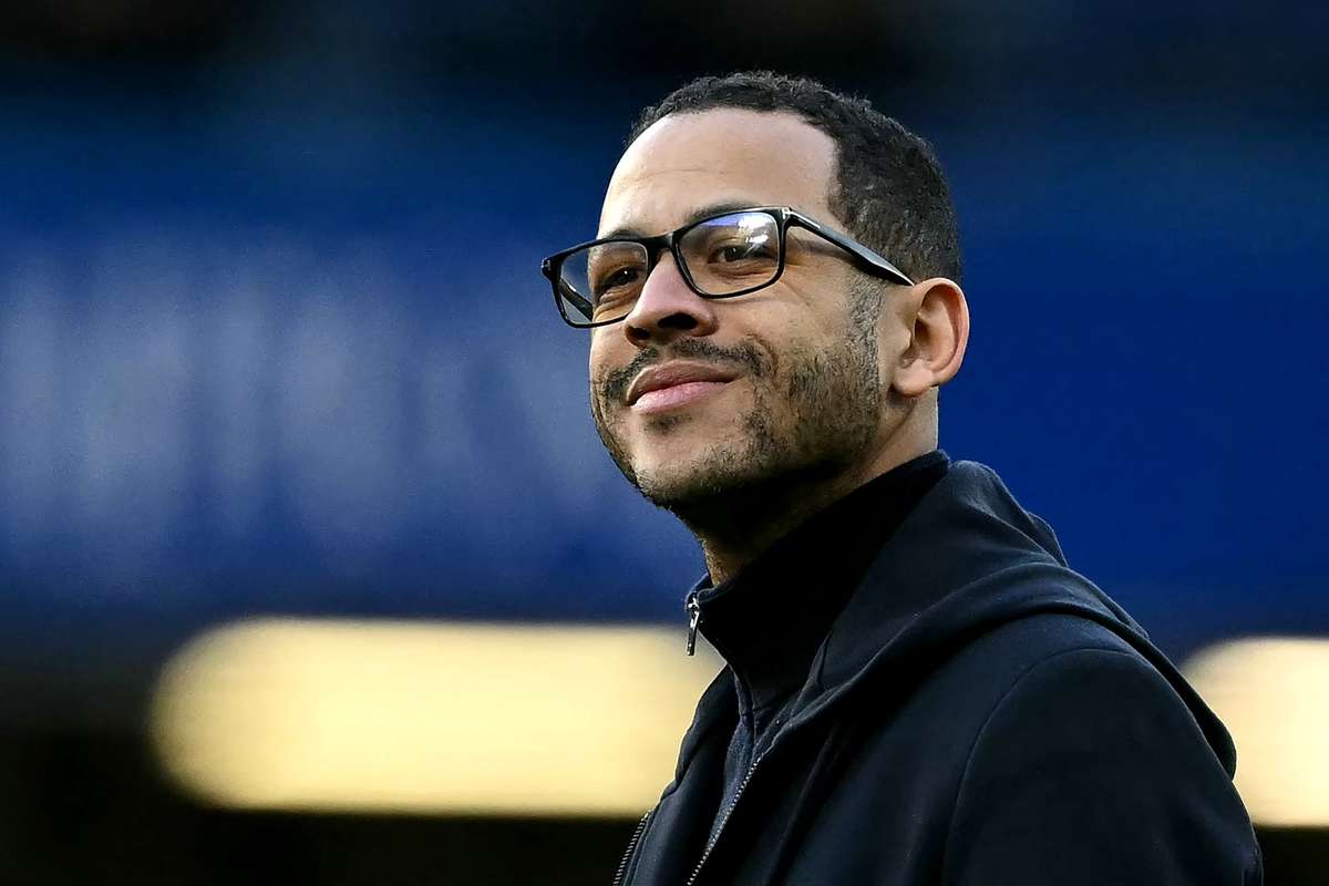 Liam Rosenior este asteptat sa preia conducerea Paris FC la inceputul sezonului