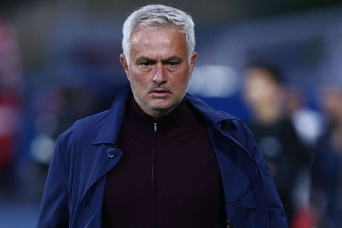 Oficial, Jose Mourinho a devenit antrenorul lui Real Madrid. 2 Oficial Jose Mourinho a devenit antrenorul lui Real Madrid