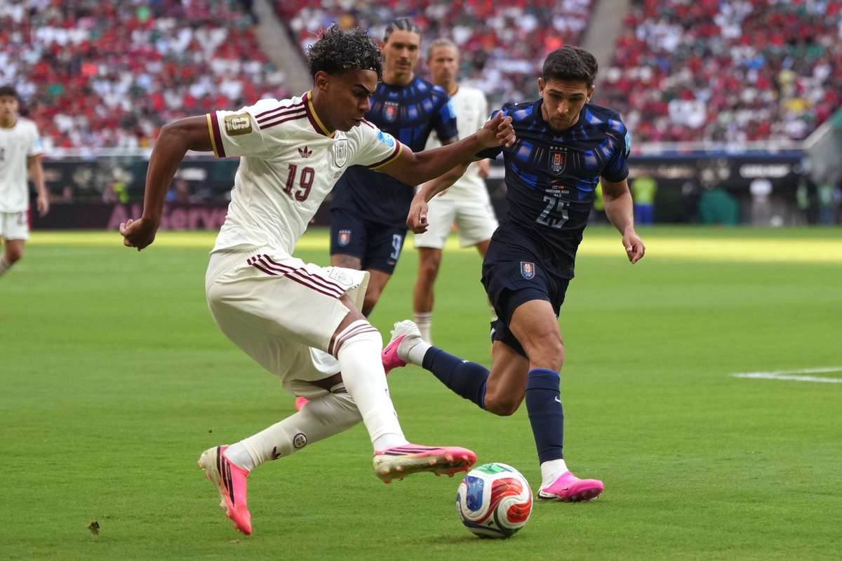 Spania si revelatia Capul Verde calificare in saisprezecimi Gafa lui Muslera trimite Uruguay acasa