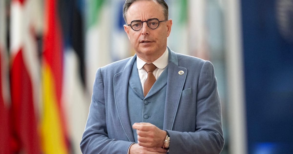 „Stupiditate pură”: Premierul belgian critică nereușita avionului de vânătoare franco-german 3 Stupiditate pura Premierul belgian critica nereusita avionului de vanatoare franco german