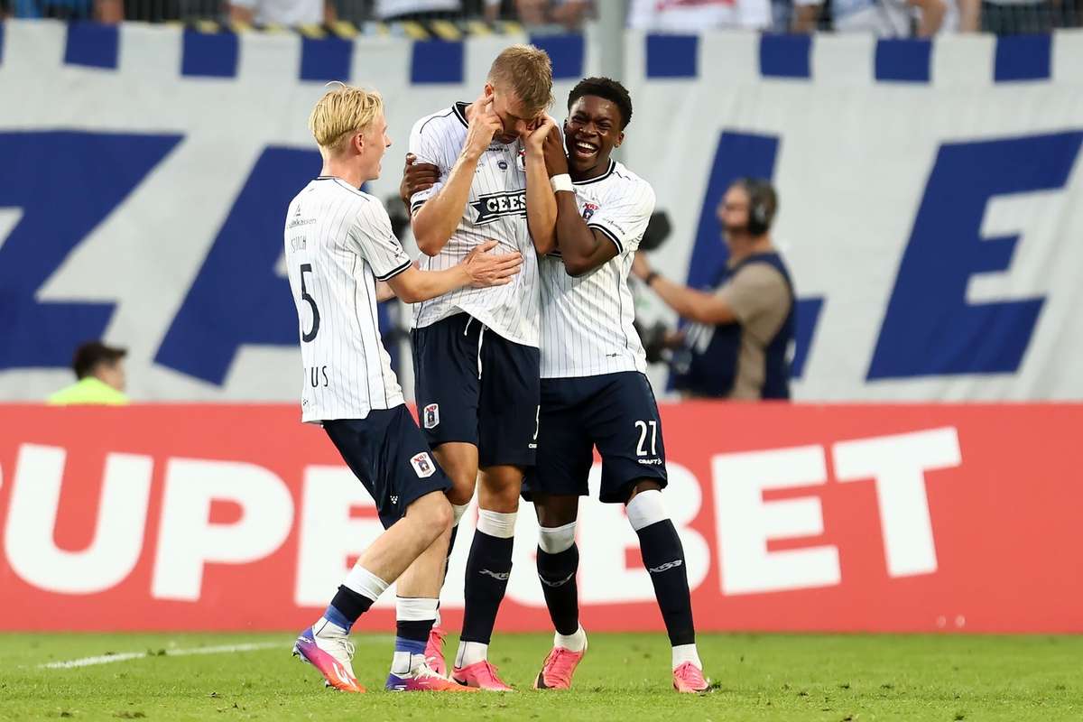 Aarhus a realizat o revenire spectaculoasa in Liga Campionilor Calificare dramatica dupa ce a pierdut in tur cu 1 4