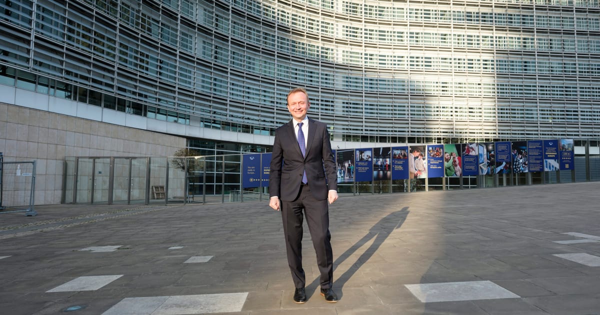 Comisia Europeana evalueaza optunea de a trimite oficiali pentru a colabora in alte tari