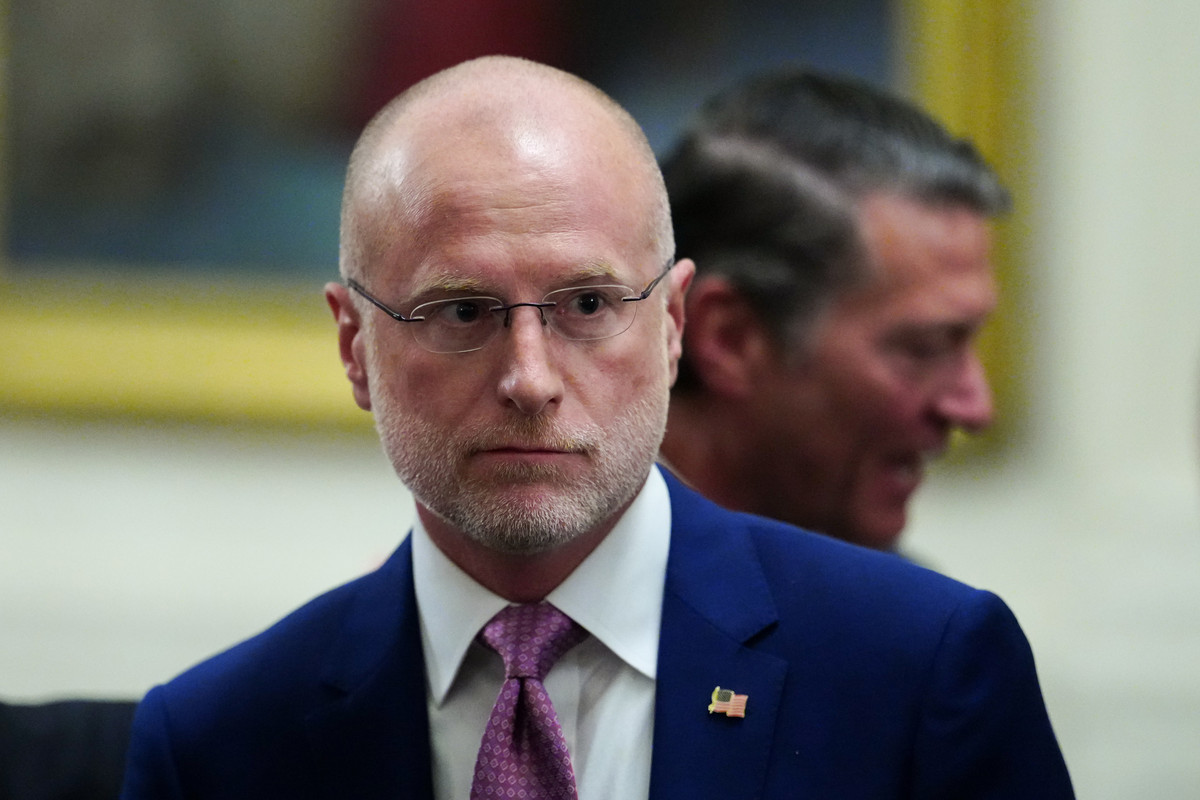 „Decret regal pentru cenzurarea știrilor”: De ce amenințările lui Trump referitoare la licențe sunt diferite de data aceasta. 3 Decret regal pentru cenzurarea stirilor De ce amenintarile lui Trump referitoare la licente sunt diferite de data acesta