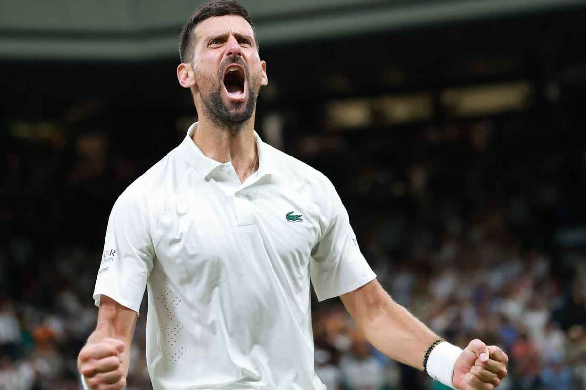 Djokovic, în semifinalele de la Wimbledon după un meci maraton de peste 5 ore! Urmează confruntarea intensă cu Sinner. 2 Djokovic in semifinalele de la Wimbledon dupa un meci maraton de peste 5 ore Urmeaza confruntarea intensa cu Sinner