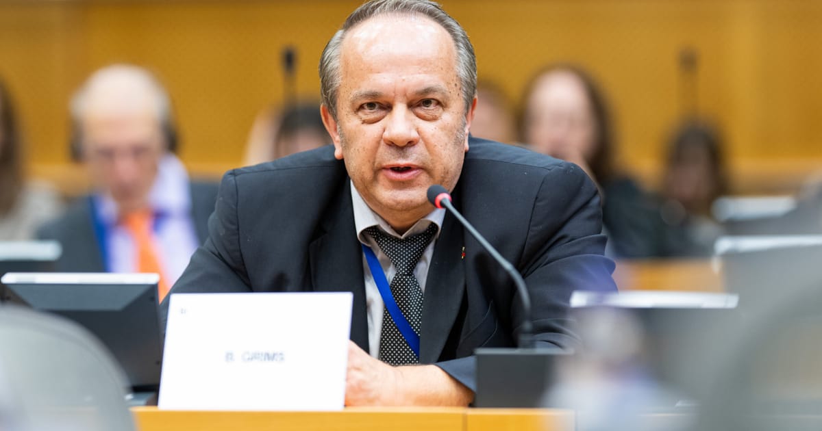 EPP va exclude pe Branko Grims din Slovenia din cauza colaborarii cu extrema dreapta