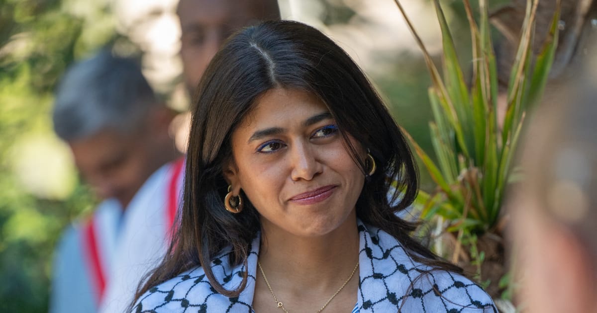 Europarlamentara de stanga Rima Hassan sustine ca procesul sau pentru terorism vizeaza reducerea la tacere a vocilor pro palestiniene