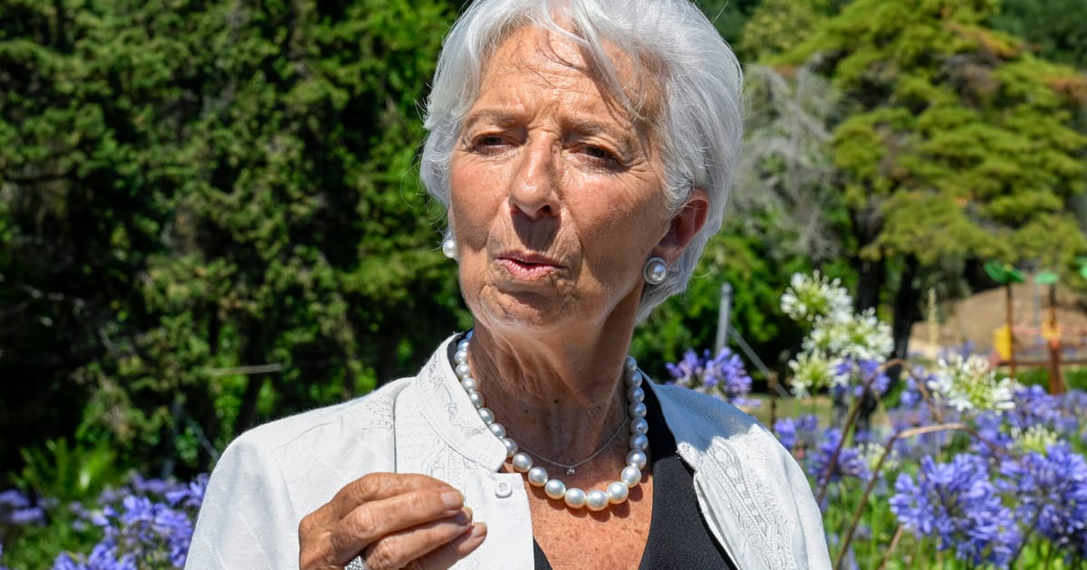 Lagarde propune o ieșire anticipată a BCE pentru a influența campania prezidențială din Franța 2 Lagarde propune o iesire anticipata a BCE pentru a influenta campania prezidentiala din Franta