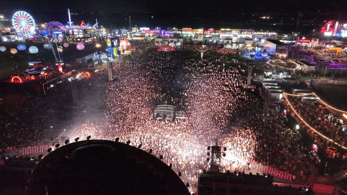 O noua zi sold out la NIBIRU 82000 de vizitatori in statiunea de pe litoral si un show de neuitat al lui HUGEL in a doua zi a festivalului