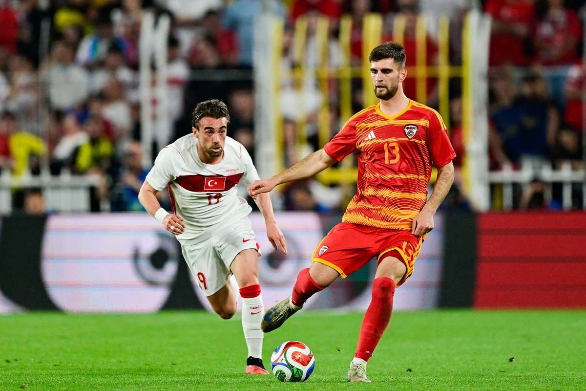 OFICIAL! Dinamo își consolidă defensiva cu un internațional din Macedonia de Nord 3 OFICIAL Dinamo isi consolideaza defensiva cu un international din Macedonia de Nord