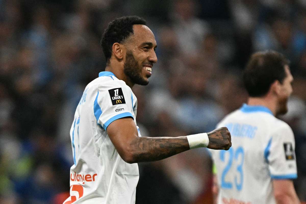 Oficial Pierre Emerick Aubameyang pleaca de la OM si semneaza cu Deportivo La Coruna