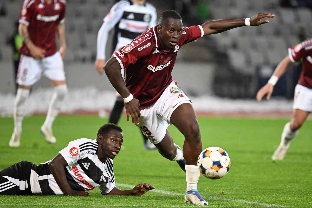 Oficial! Plecare de la Rapid înainte de prima etapă: Kader Keita se desparte de giuleșteni. 3 Oficial Plecarea de la Rapid inainte de prima etapa Kader Keita se desparte de giulesteni