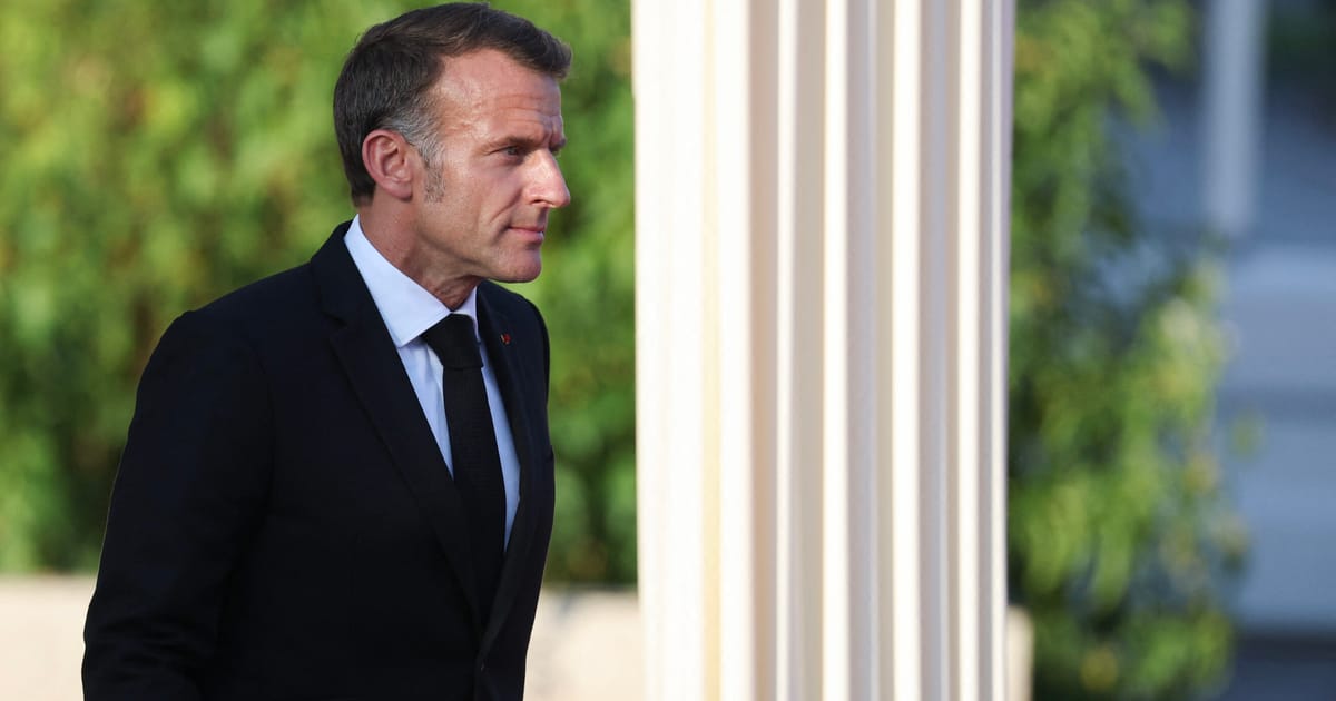 Partidul lui Macron il da in judecata pe Le Pen din cauza sloganului de campanie