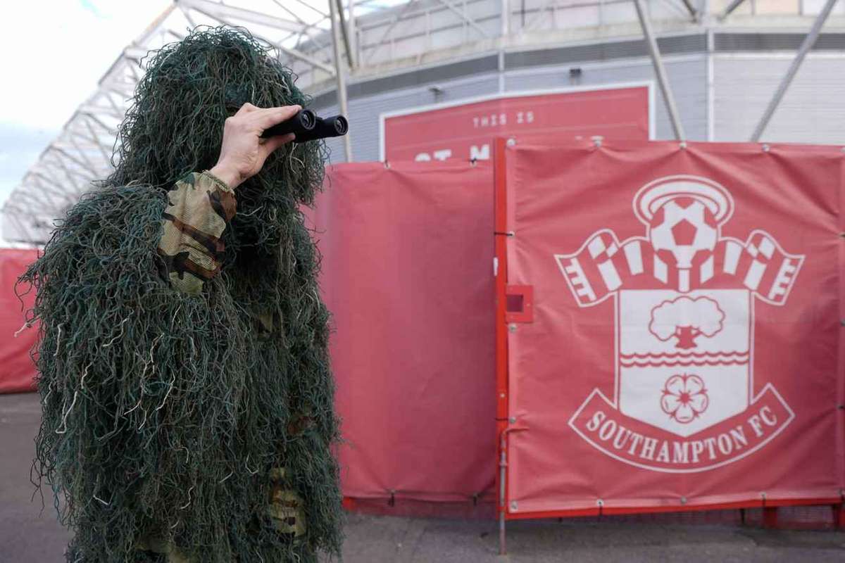 Southampton a oferit un loc de munca individului care a spionat echipele adverse in Championship