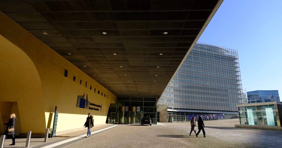 1000 de reclamatii inaintate echipei anti hartuire a Comisiei Europeene