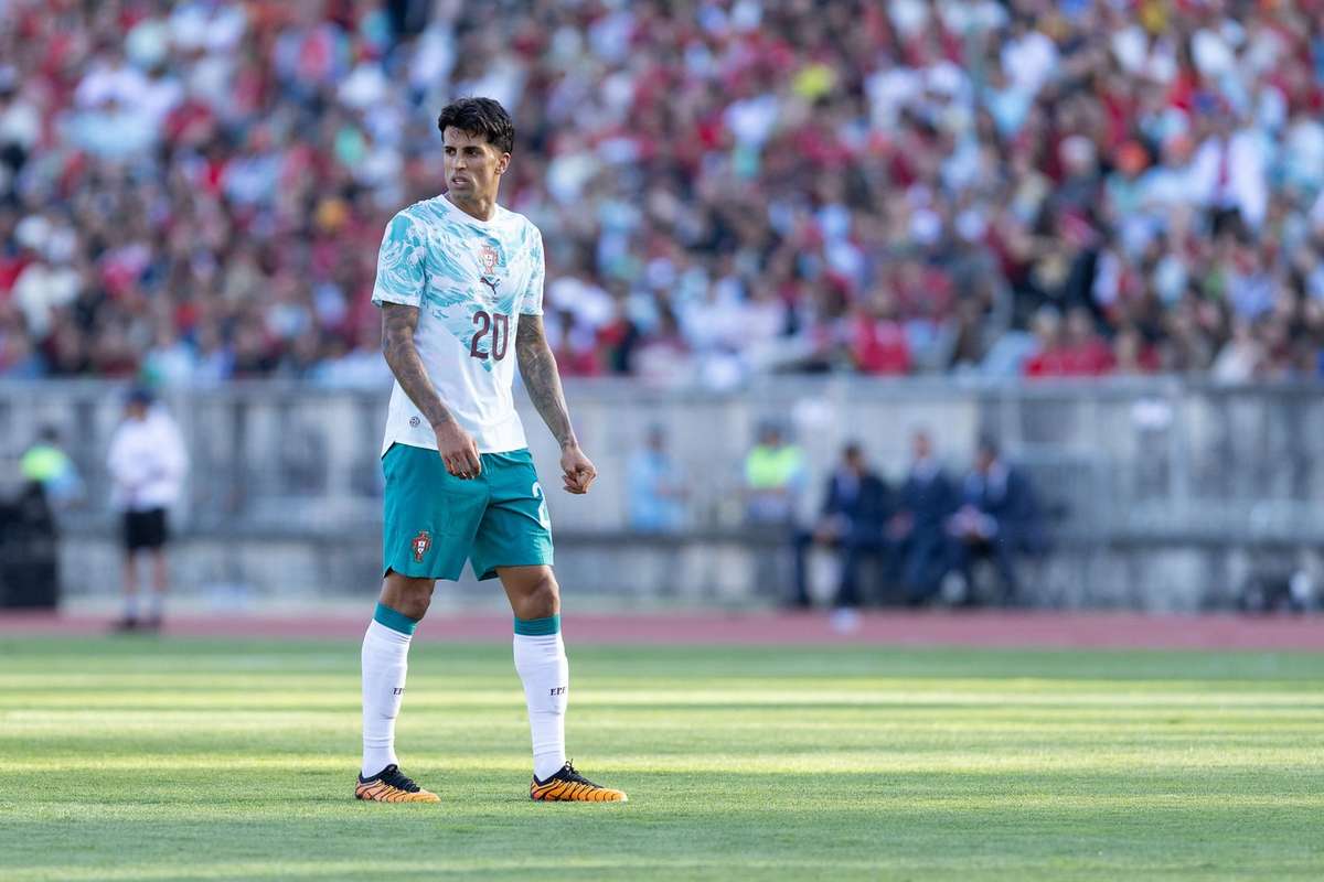 Acord cu Al Hilal si aprobat transferul Joao Cancelo se va alatura Barcelonei