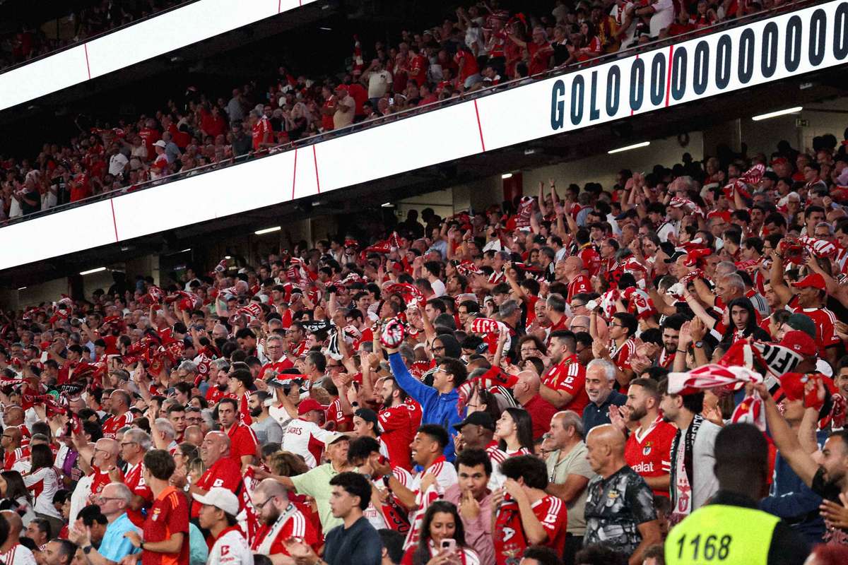 Benfica isi incepe noul sezon fara fani in tribune