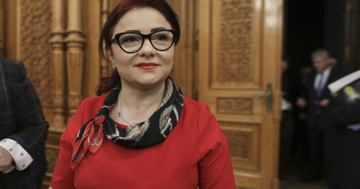 Cristina Traila liberala este audiata la DNA Iasi A fost acuzata in cazul lui Fanel Bogos