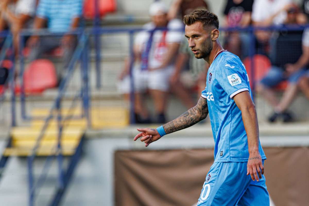 Denis Dragus pe cale de a pleca de la Trabzonspor Salariul principala problema