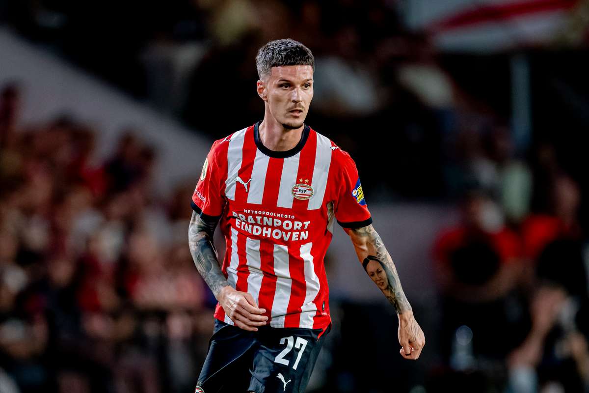 Dennis Man utilizat doar in finalul partidei in victoria clara a lui PSV Nota acordata