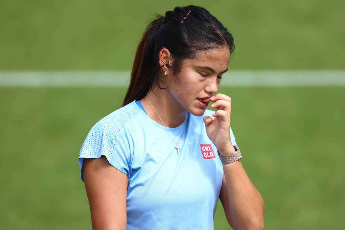 Emma Răducanu va rata US Open din cauza unei fracturi de stres la piciorul drept. 2 Emma Raducanu va rata US Open din cauza unei fracturi de stres la piciorul drept