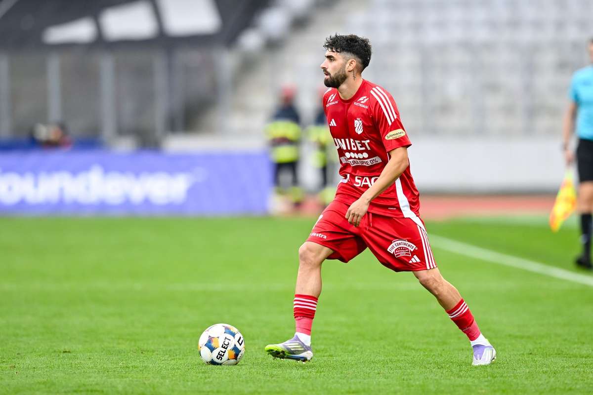 Erzurumspor face presiuni pentru Sebastian Mailat FC Botosani solicta 500000 de euro