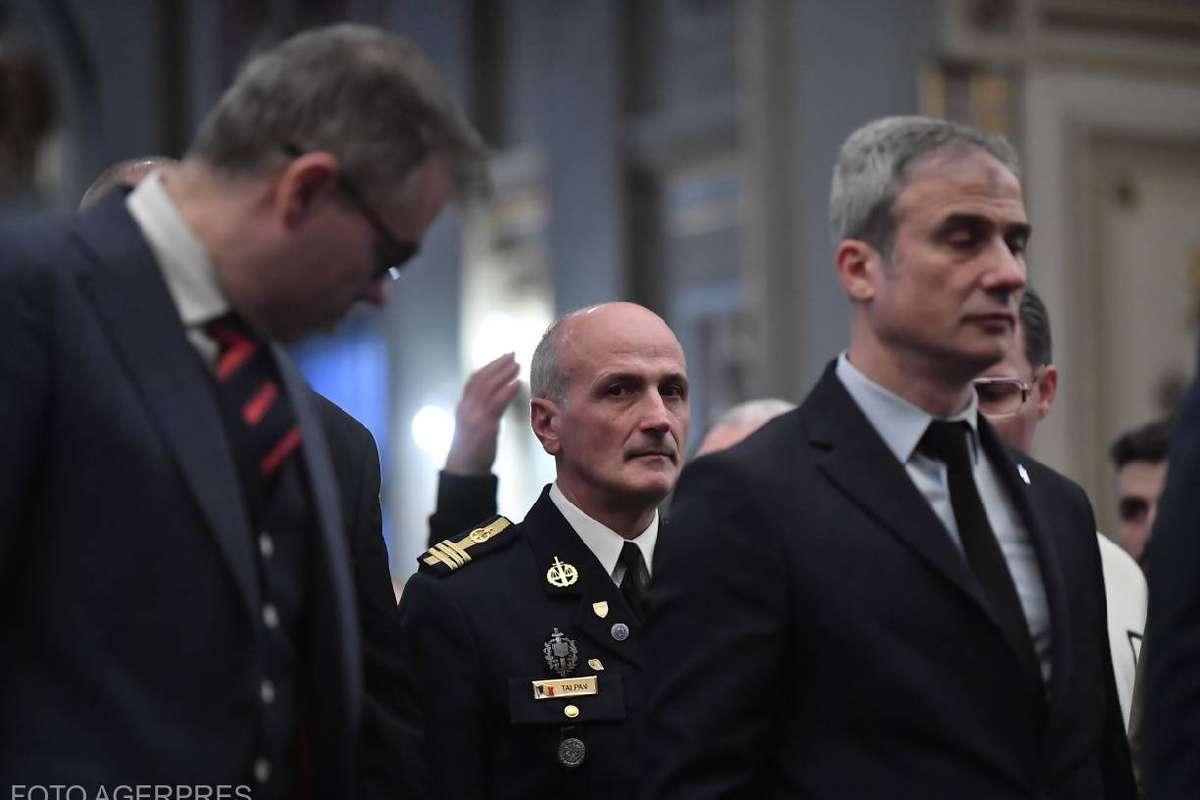 Florin Talpan, internat la Spitalul Militar! Juristul Stelei are probleme respiratorii. 2 Florin Talpan internat la Spitalul Militar Juristul Stelei are probleme respiratorii