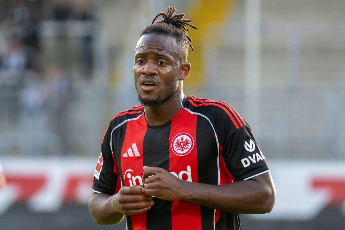 Fostul atacant al lui Chelsea si a gasit echipa Batshuayi a semnat in Arabia Saudita