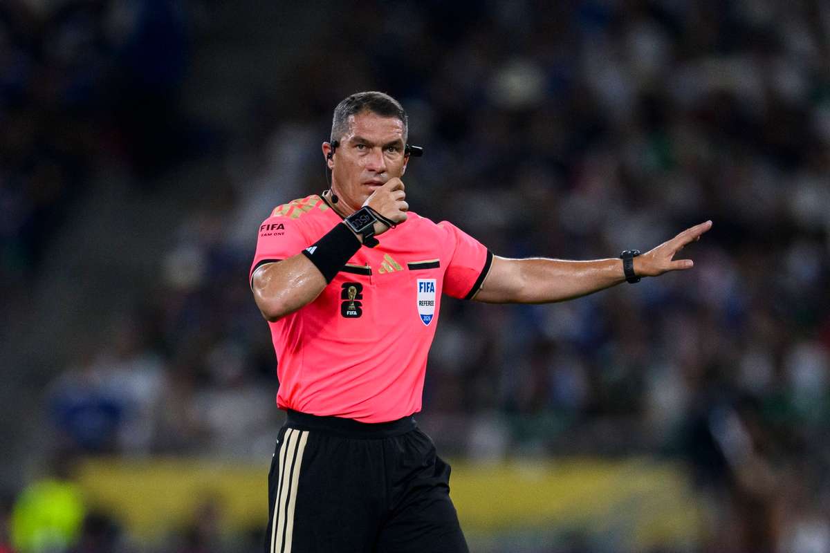 Istvan Kovacs a fost desemnat de UEFA pentru play off ul din Liga Campionilor