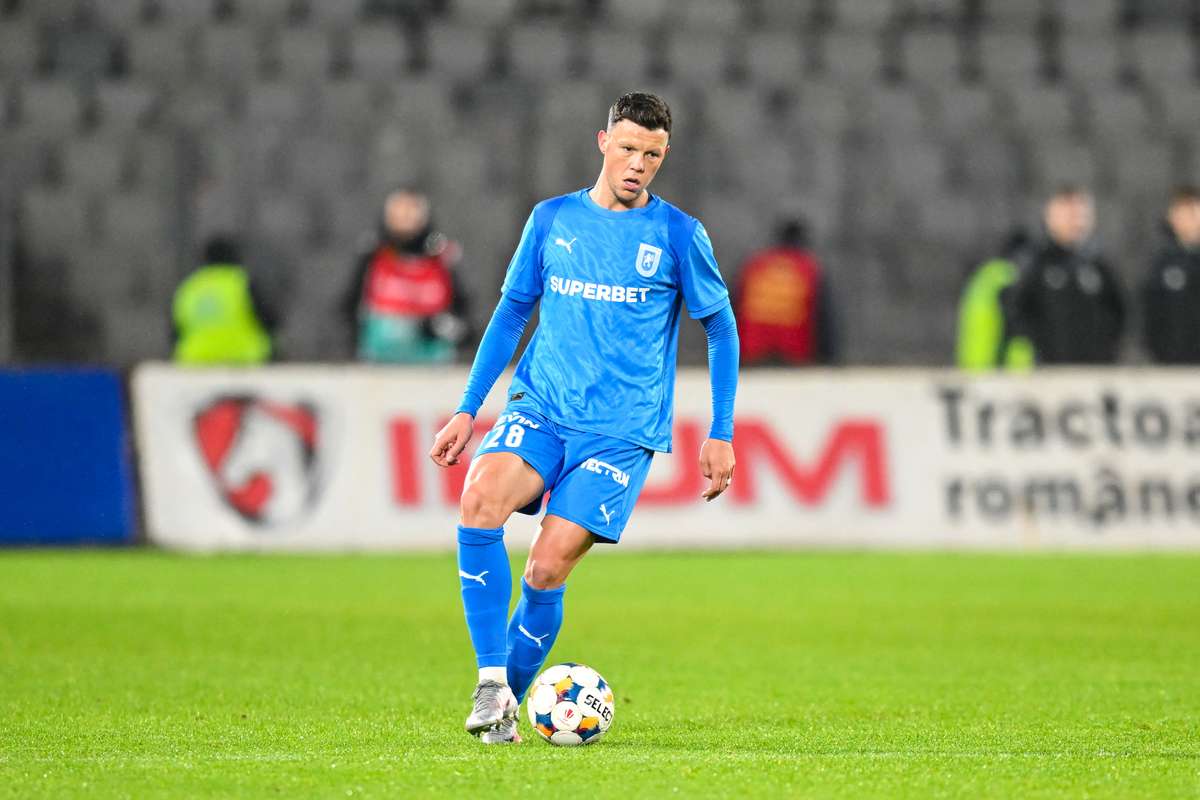 Lovitura pentru Universitatea Craiova Adrian Rus ar putea lipsi o perioada ndelungata