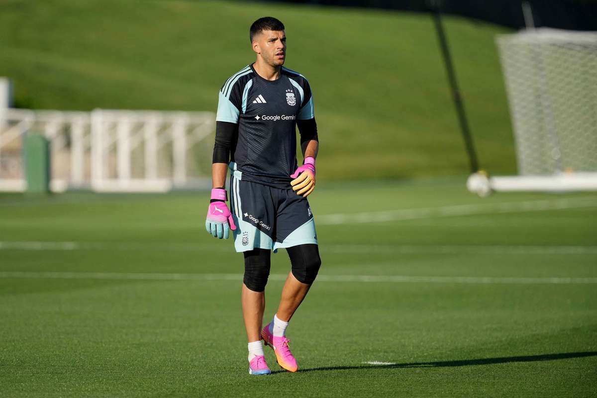 Manchester City a ajuns la un acord cu rezerva lui Donnarumma Portarul se intoarce la Cetateni