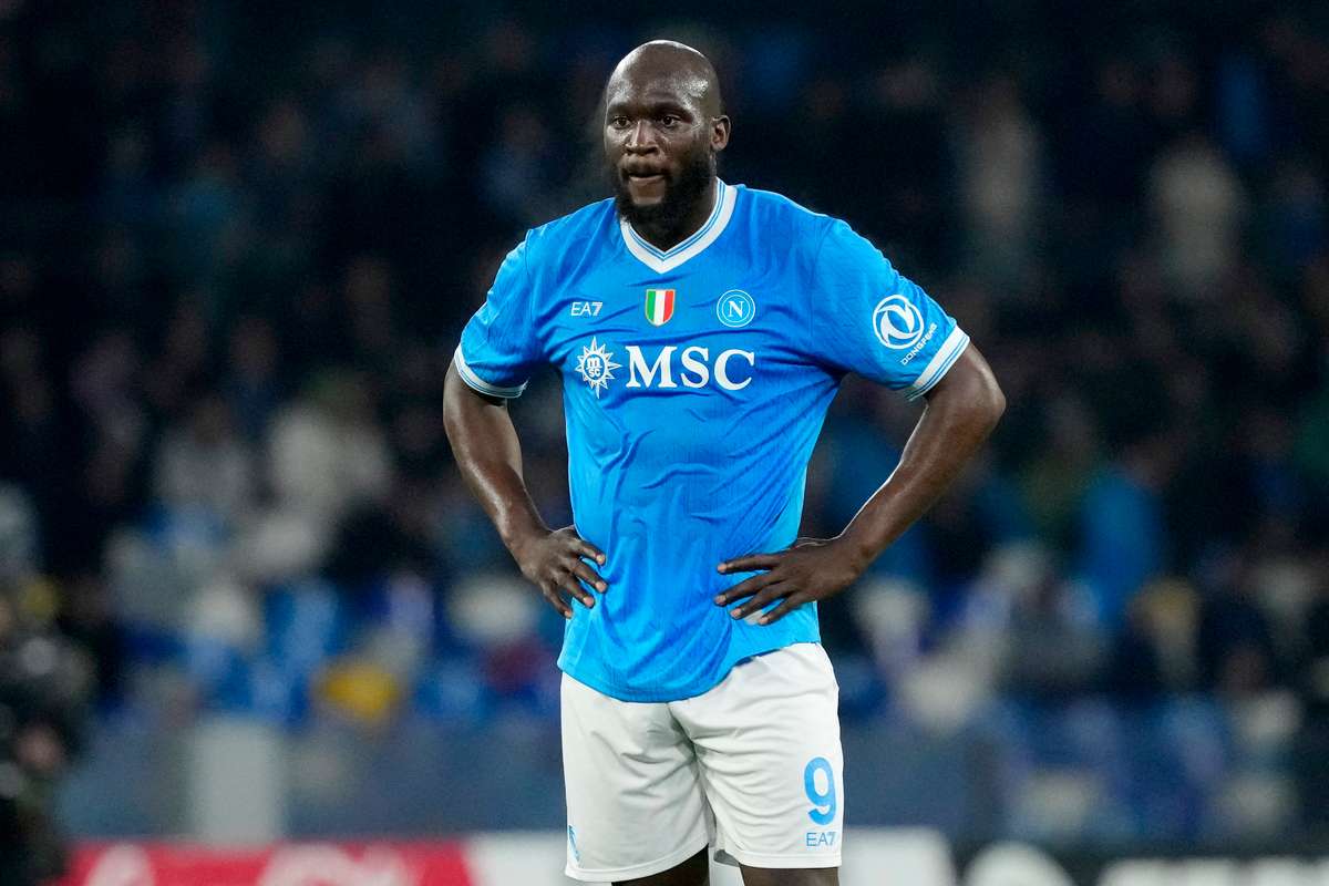 Napoli se desparte de Lukaku! Belgianul este pe cale de a fi transferat la Fenerbahçe. 2 Napoli se desparte de Lukaku Belgianul este pe cale de a fi transferat la Fenerbahce