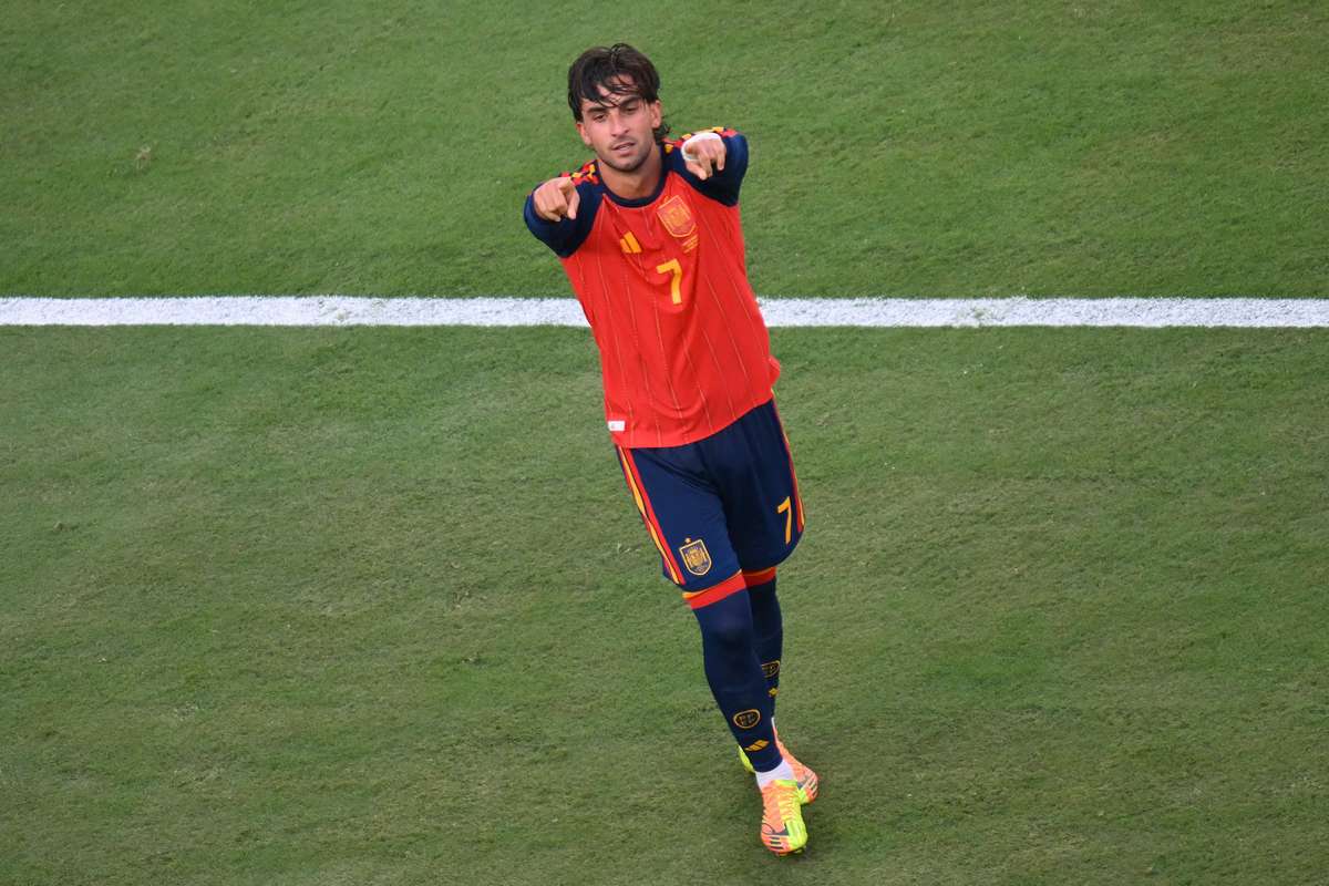 Negocierile dintre Ferran Torres și Barcelona, blocate. PSG dorește transferul. 2 Negocierile dintre Ferran Torres si Barcelona blocate PSG doreste transferul