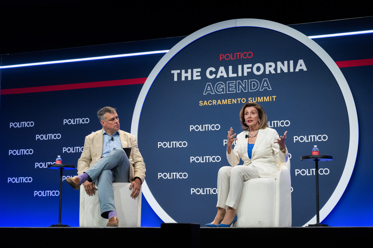 Pelosi: Cei care erau conștienți de declinul lui Biden „ar fi trebuit să intervină” 4 Pelosi Cei care erau constienti de declinul lui Biden ar fi trebuit sa intervina