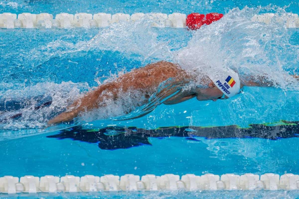 Se apropie finala! David Popovici concurează pentru medalii la proba de 200m liber la Europenele din Paris. 3 Se apropie finala David Popovici concuraza pentru medalii la proba de 200m liber la Europenele din Paris