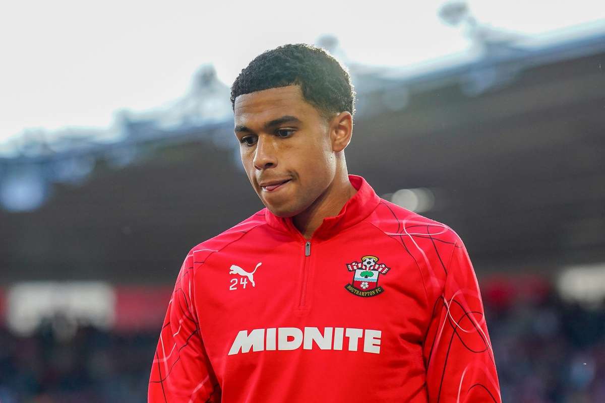 Shea Charles cel mai scump fotbalist nord irlandez din toate timpurile Transfer de 35 de milioane de euro