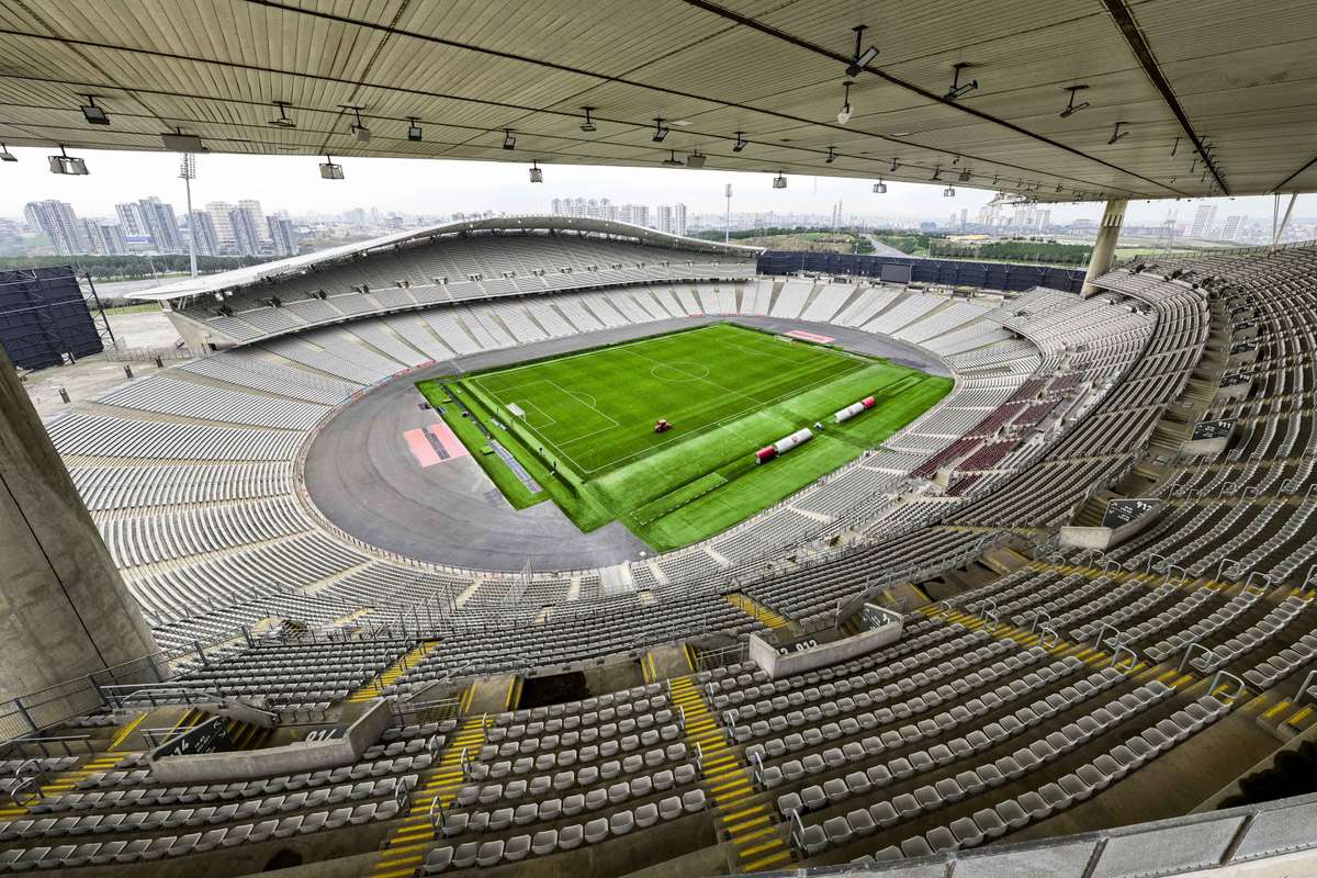 s a decis locul de desfasurare al supercupei spaniei din 2027 barcelona si real madrid printre echipele participante
