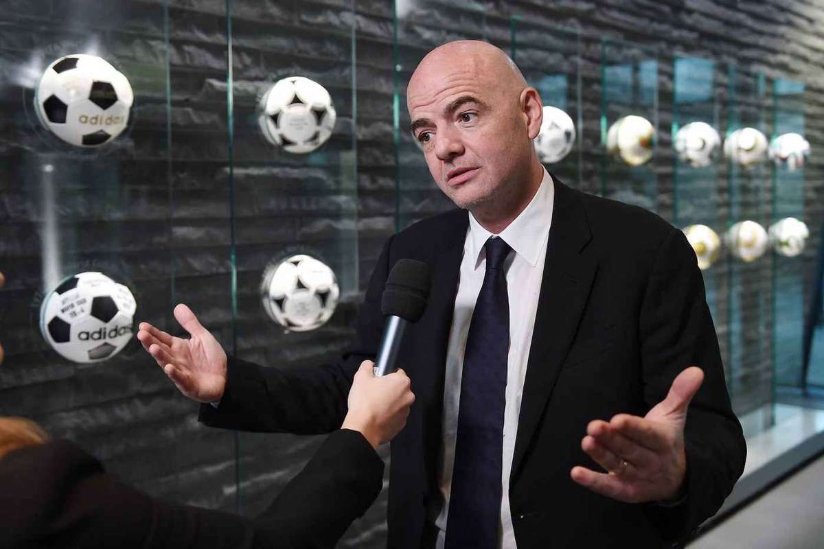 sedinta de urgenta la fifa infantino convocat la discutii in urma valului de critici