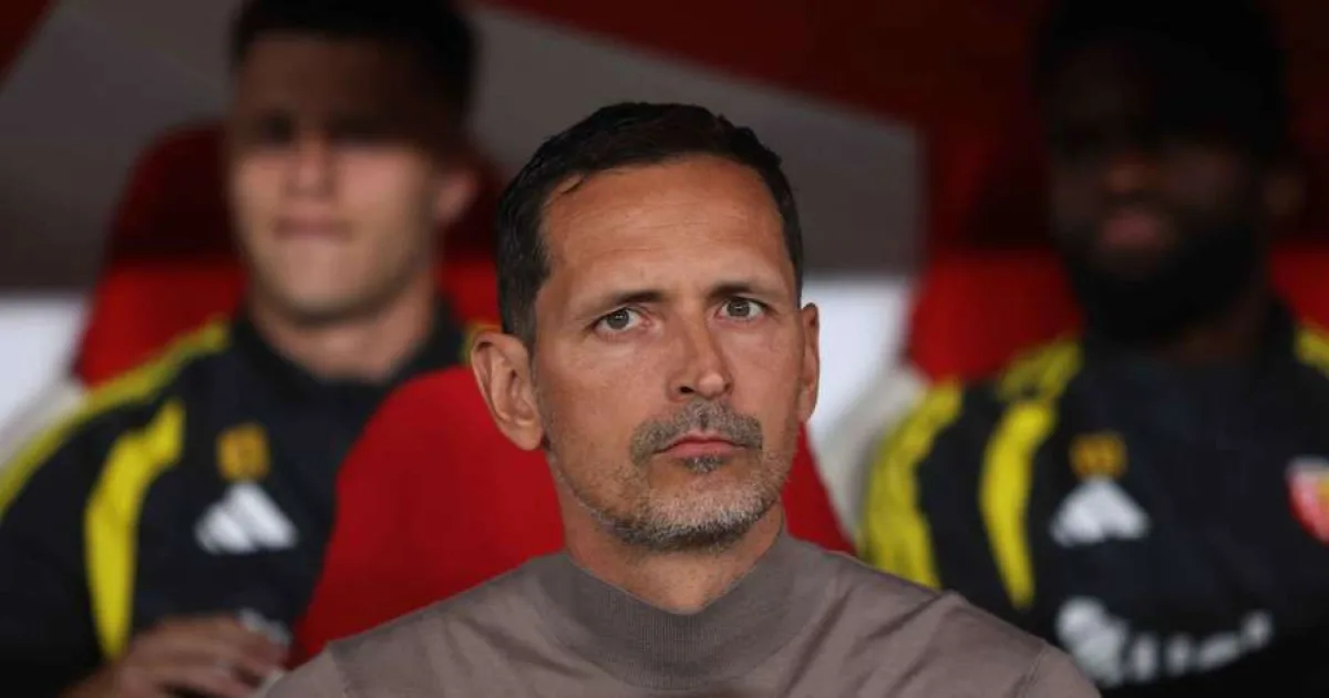 Antrenorul revelației din Ligue 1, demis după doar două luni 2 Antrenorul revelației din Ligue 1, demis după doar două luni