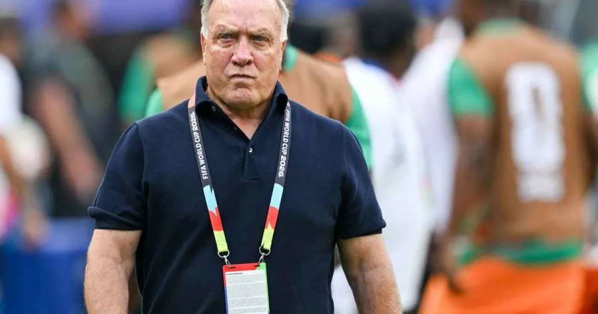 Dick Advocaat rămâne selecționerul Curacao-ului. A semnat un nou contract