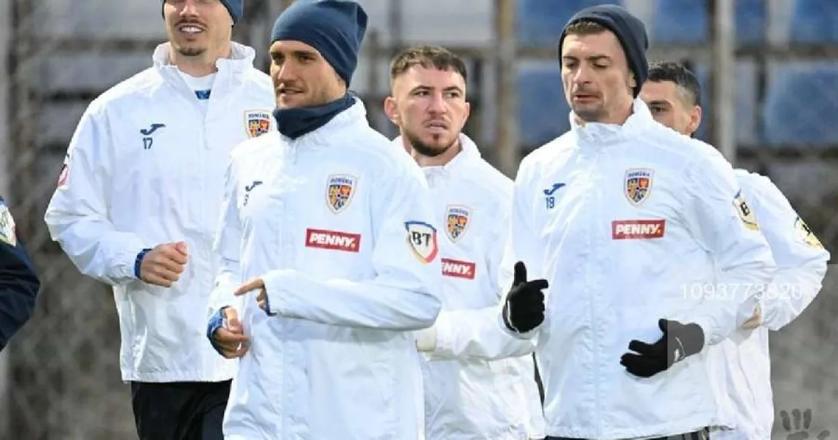 Surprize la meciul cu Bosnia! Ianis Hagi, Răzvan Marin și Andrei Rațiu, afară din lot 2 Surprize la meciul cu Bosnia! Ianis Hagi, Răzvan Marin și Andrei Rațiu, afară din lot
