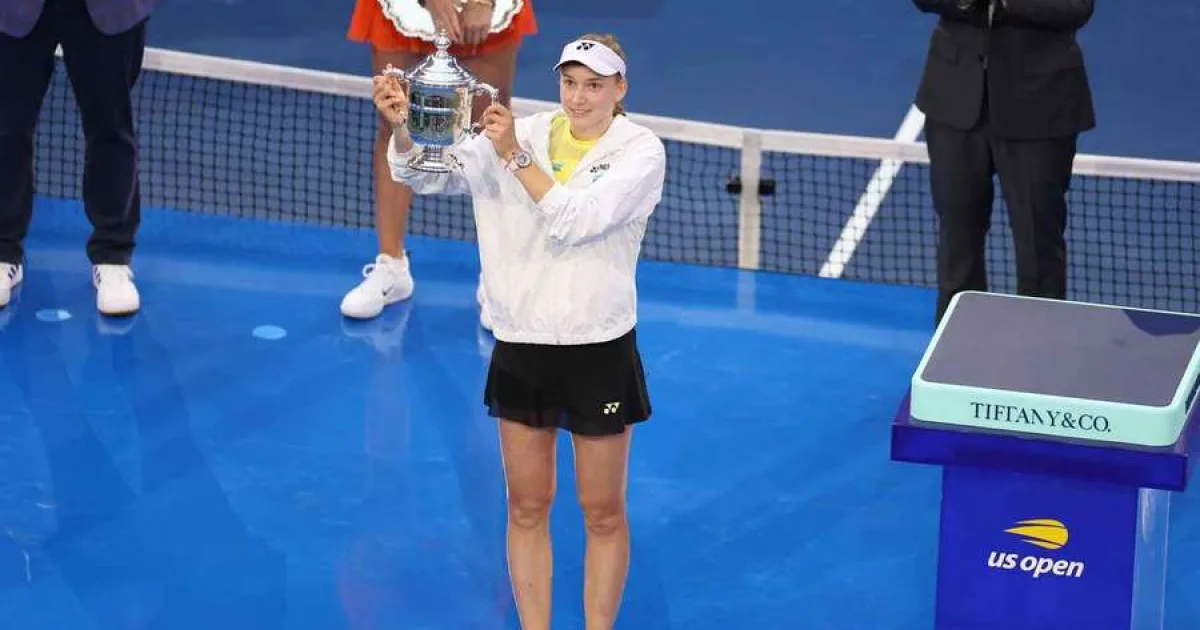 VIDEO. Rybakina triumfă la US Open și primește un premiu de 5,5 milioane de dolari.