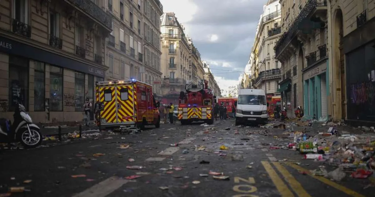 Ceața și protestele de la Paris împiedică Barcelona în Liga Campionilor 2 Ceața și protestele de la Paris împiedică Barcelona în Liga Campionilor