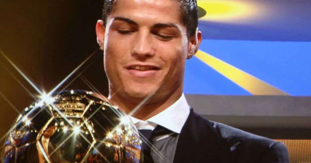 Cristiano Ronaldo, mesaj după ce a câștigat Balonul de Aur al tuturor timpurilor 2 Cristiano Ronaldo, mesaj după ce a câștigat Balonul de Aur al tuturor timpurilor